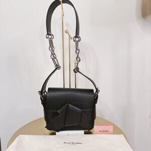 ACNE STUDIOS Musubi Leather Black Shoulder Bag New Chain Link Hardware NEW